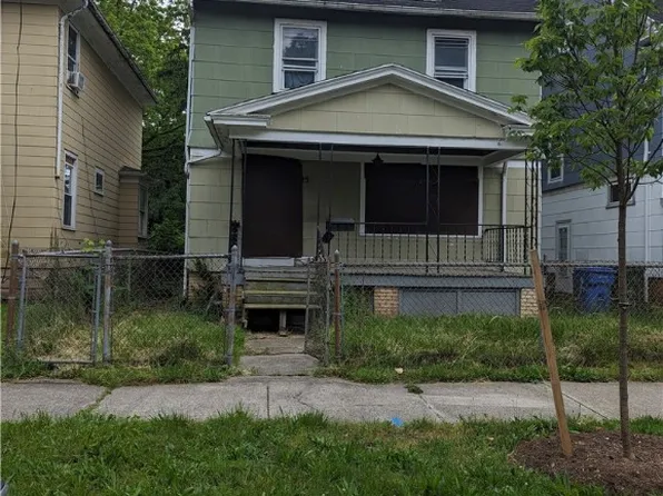 25 Stratford Park, Rochester, NY 14611