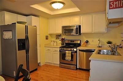 3rd image of 6829 Mellodora Dr