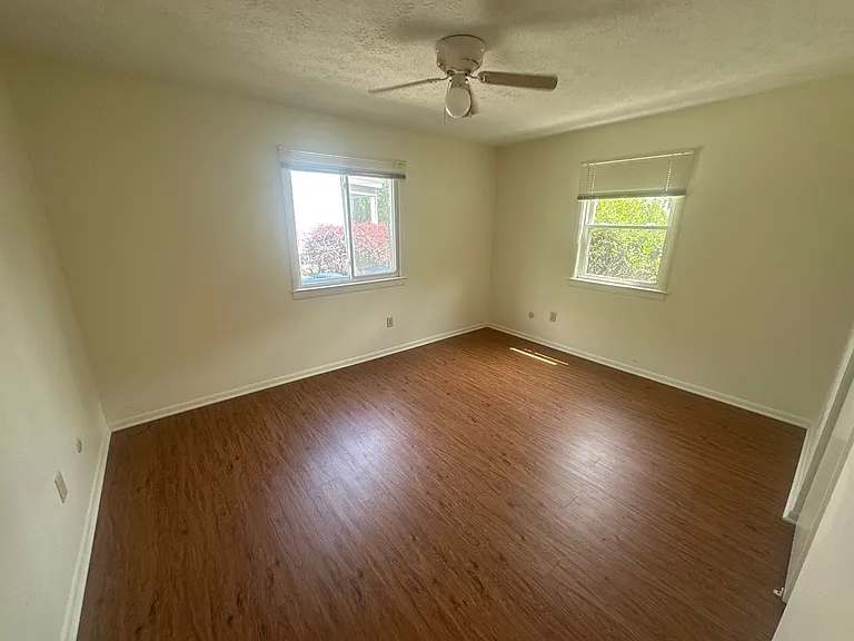 Wyandotte Ave 416 MLR — Photo 8