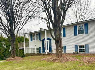 20 Westwood Pkwy, Barre, VT 05641