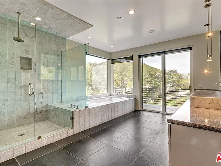 3850 Rambla Orienta — Photo 31