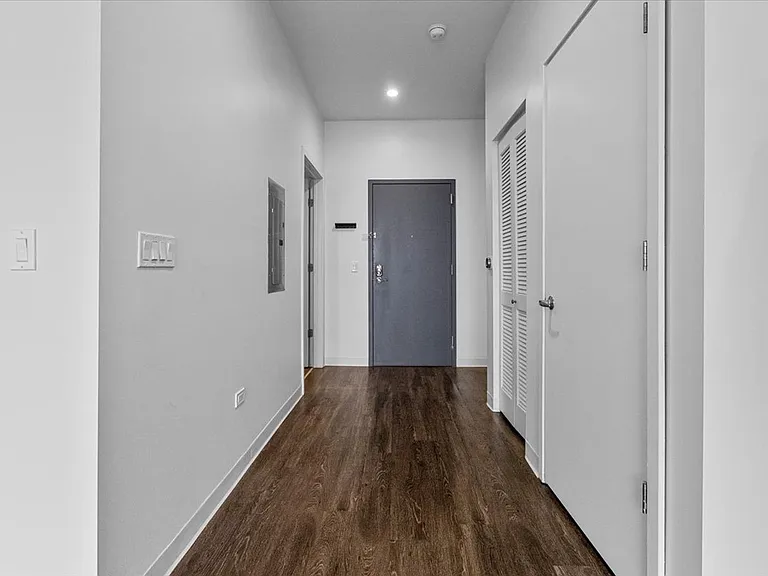 831 N Milwaukee Ave #508 — Photo 9