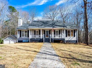 88 Hickory Ln, Lagrange, GA 30240