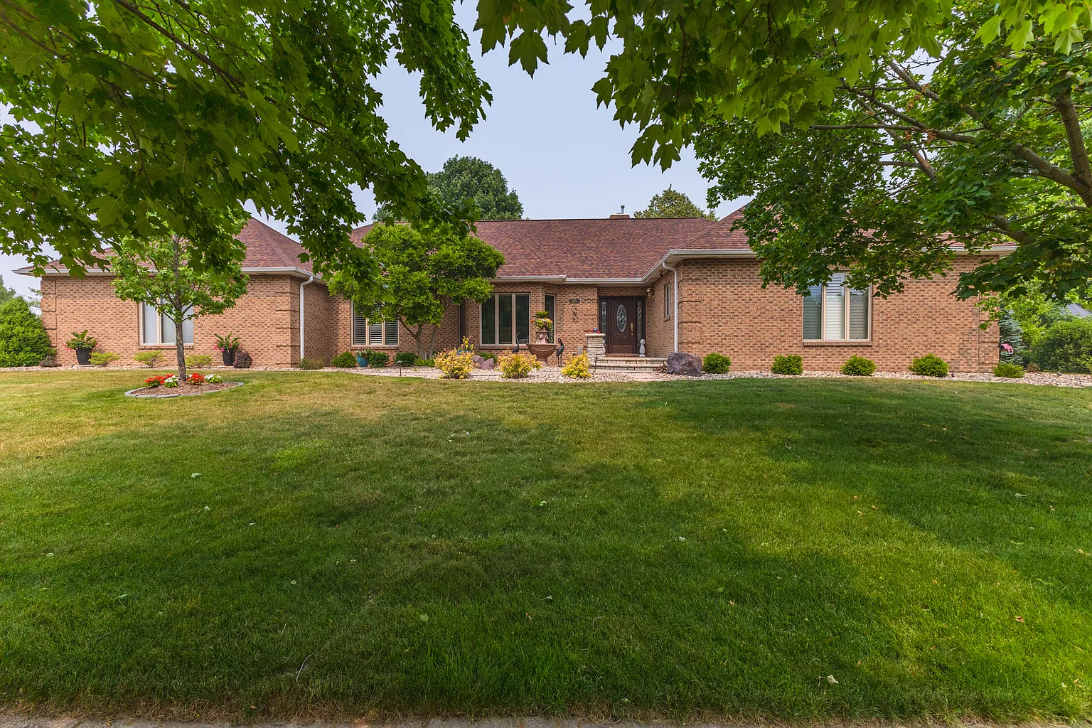 1907 Crimson Ln photo 1