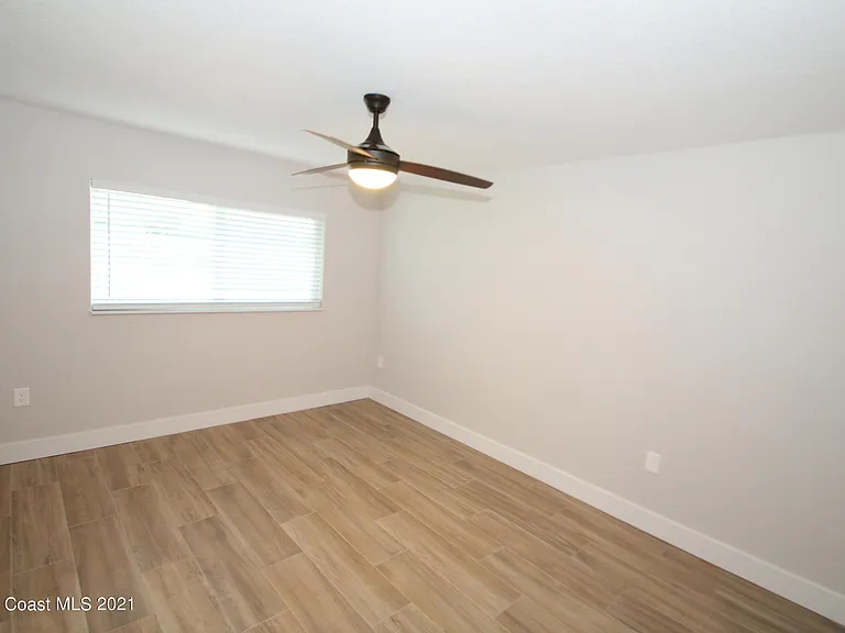 580 Pine Tree Dr — Photo 14