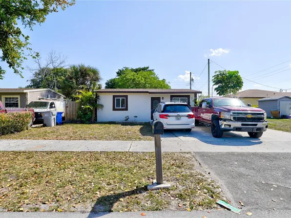 2862 NW 4th St, Pompano Beach, FL 33069