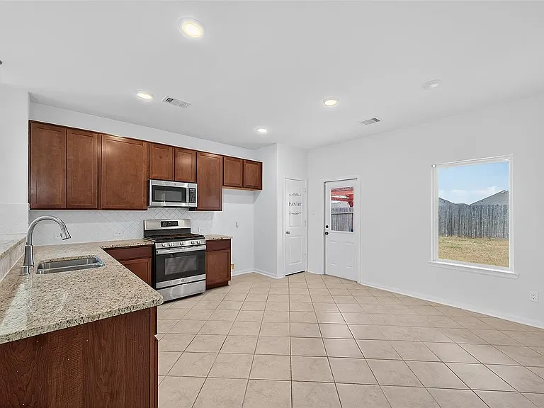 4703 Painted Bunting Ln — Photo 27