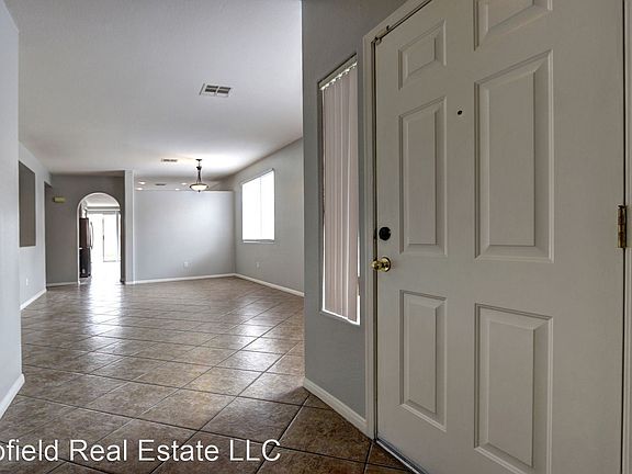 4th image of 2640 Country Mile Dr #C3