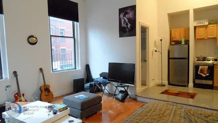 Rented by Metropolitan Property Group | media 11