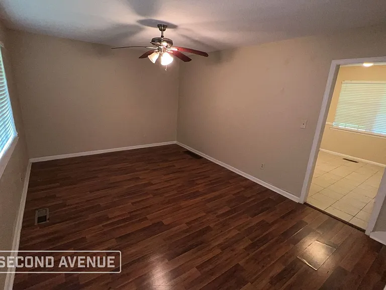 5421 Faucett Rd — Photo 3
