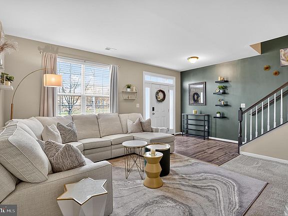 3rd image of 9008 Belo Gate Dr
