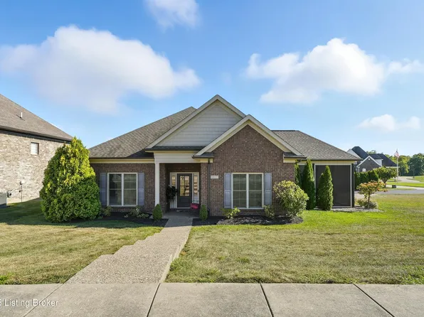1032 Champions Cir, Simpsonville, KY 40067