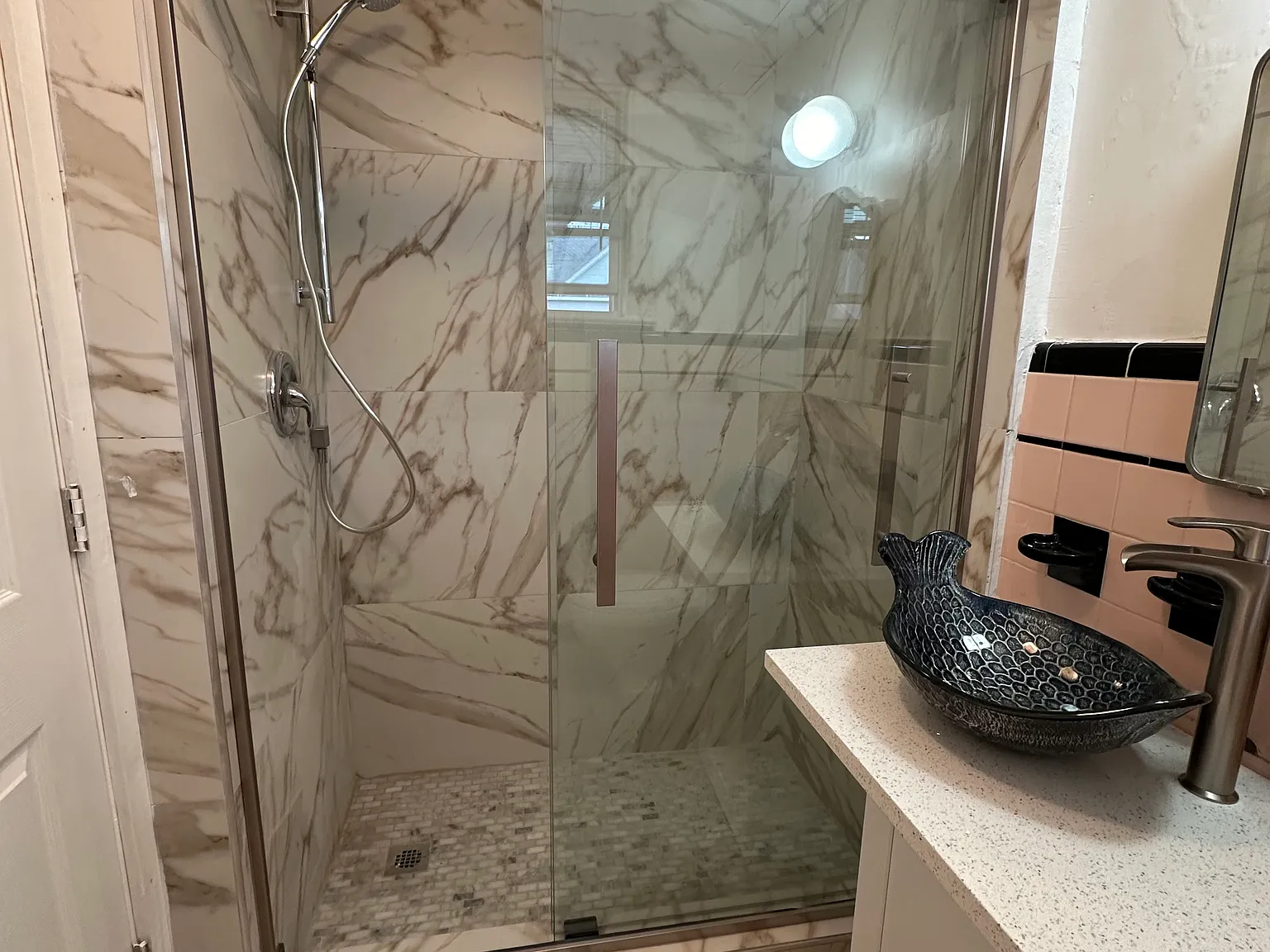 1 bed, 867 sqft, $1,950 — Photo 2