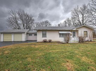 3070 Lakeland Rd, Decatur, IL 62521