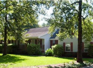 213 Graceland Dr, Moncks Corner, SC 29461