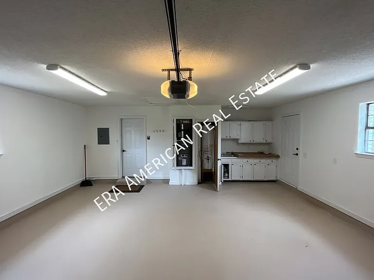 18 Meigs Dr — Photo 5
