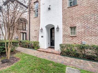 2721 Cohn St, Houston, TX 77007