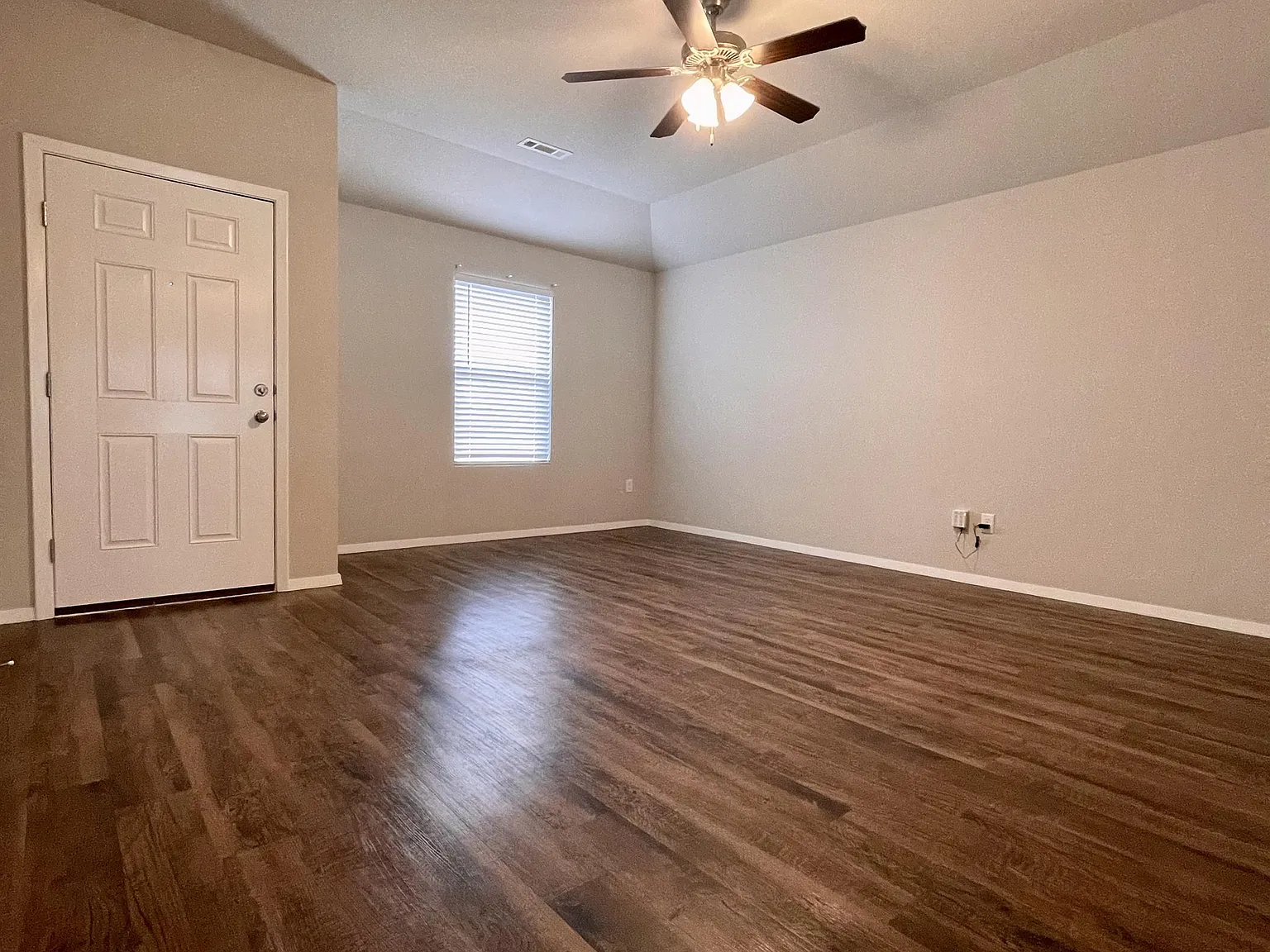 870 S Jaybird Lane - 1 — Photo 3