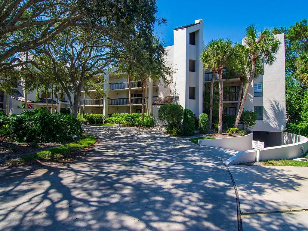3 bed, 1848 sqft, $5,500 — Photo 2