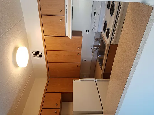 Rented by Max & Associates Realty Corp | media 52