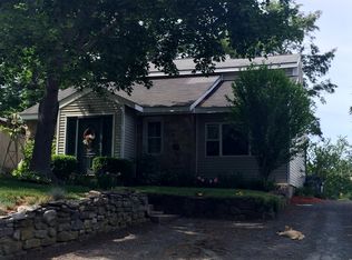 277 Lake Dr, Glocester, RI 02814