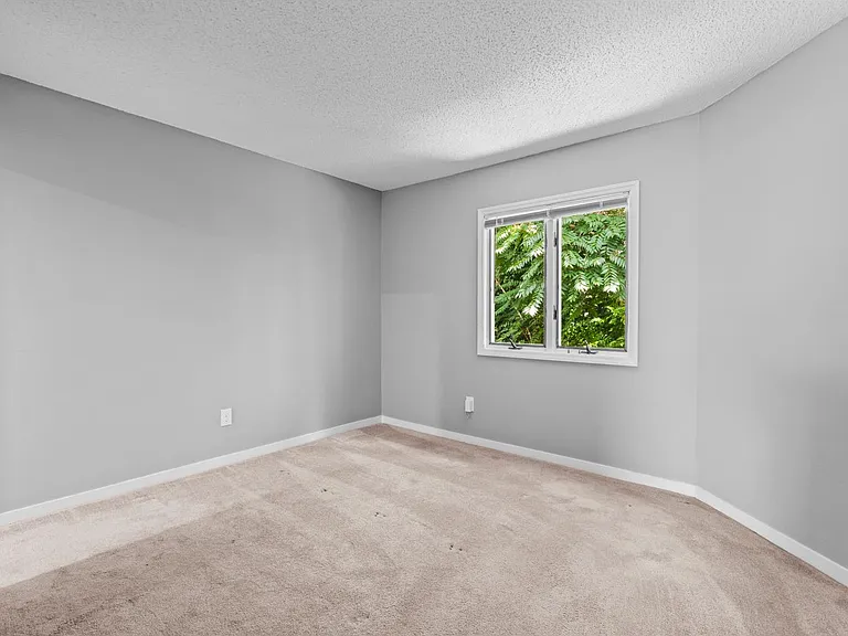 302 N Lindell Rd #C — Photo 15