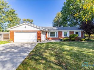 4705 Walbridge Rd, Northwood, OH 43619