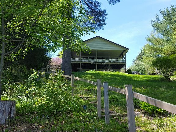 2nd image of 7050 State Highway 80