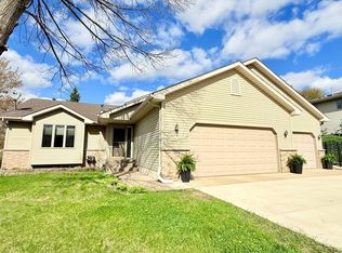 1978 Neal St, Red Wing, MN 55066