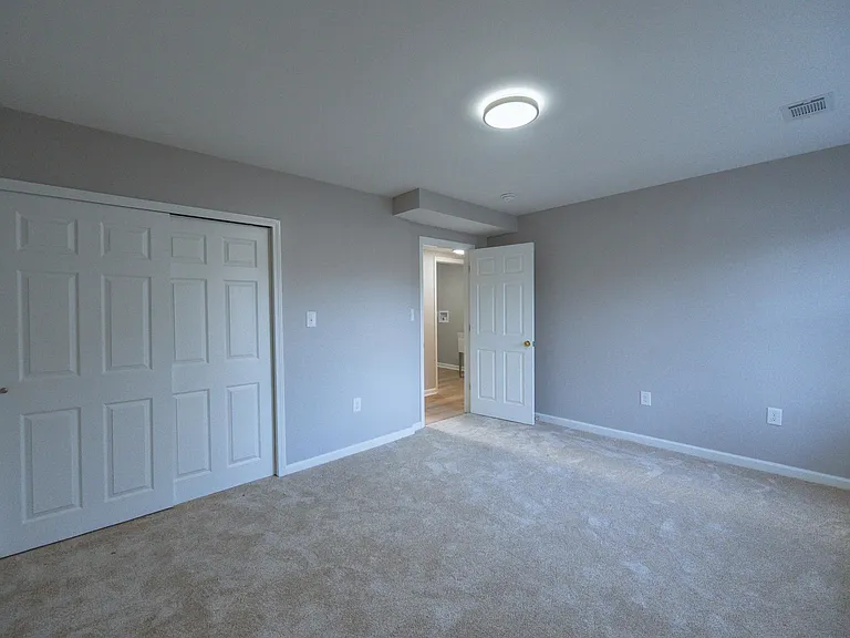 7712 N Spring Ln — Photo 10
