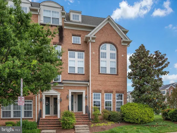 9524 Walker Way, Manassas Park, VA 20111