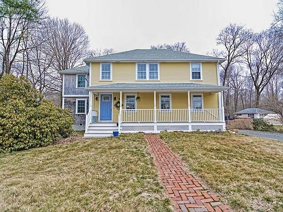 3rd image of 84 Billings St
