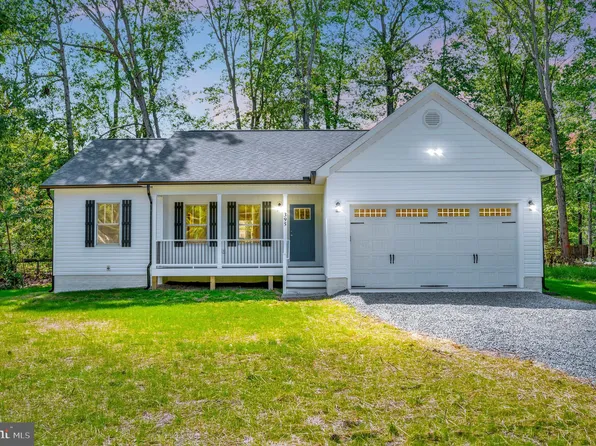 395 Monticello Dr, Colonial Beach, VA 22443