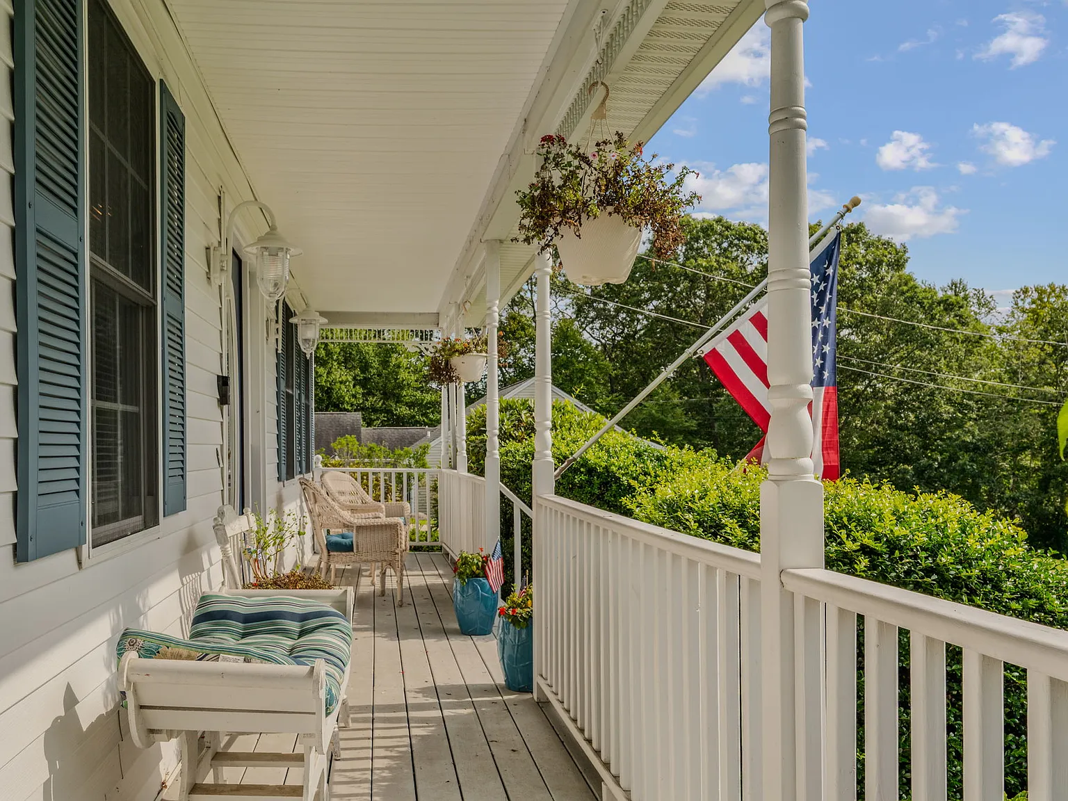 4 bed, 3250 sqft, $3,800 — Photo 3