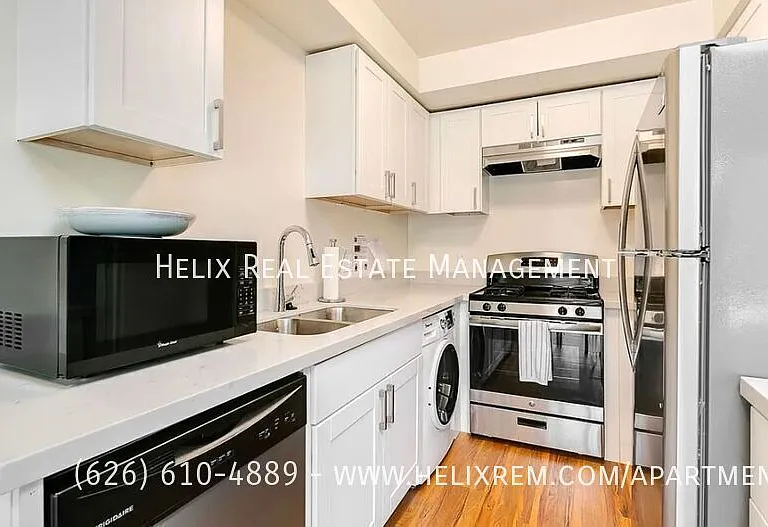 303 N Oakland Ave #12 — Photo 1