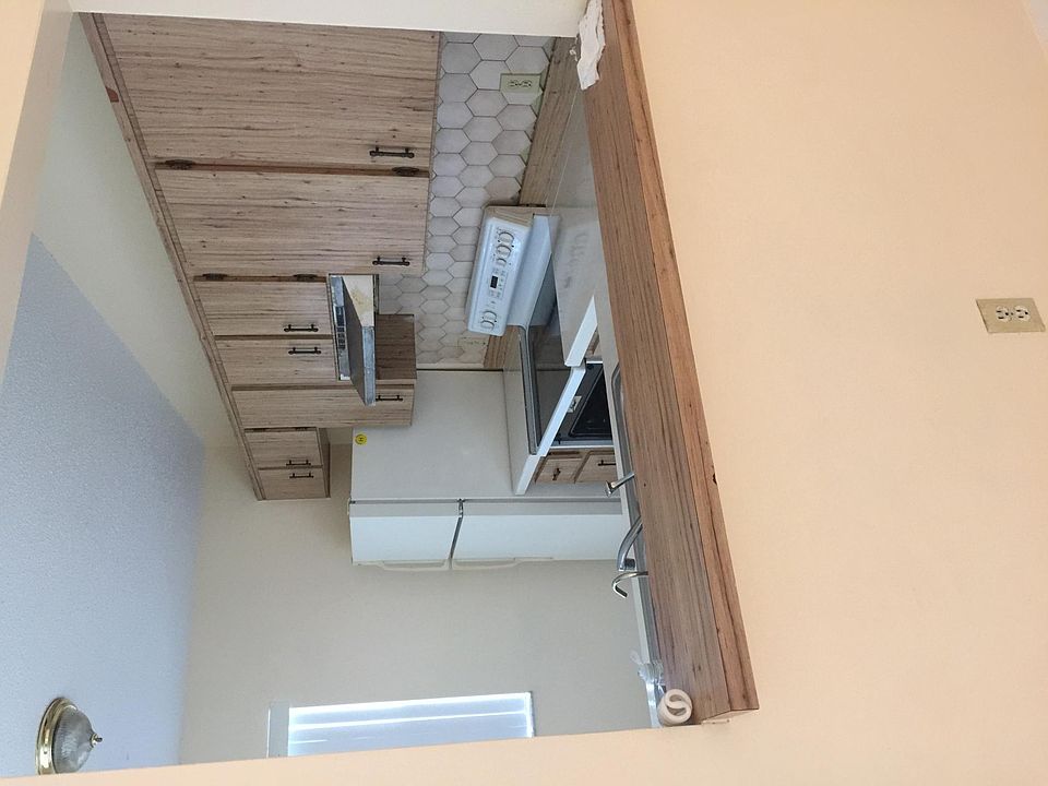 1st image of 1790 Carley Ct
