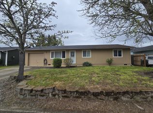 237 Lancaster Ave, Roseburg, OR
