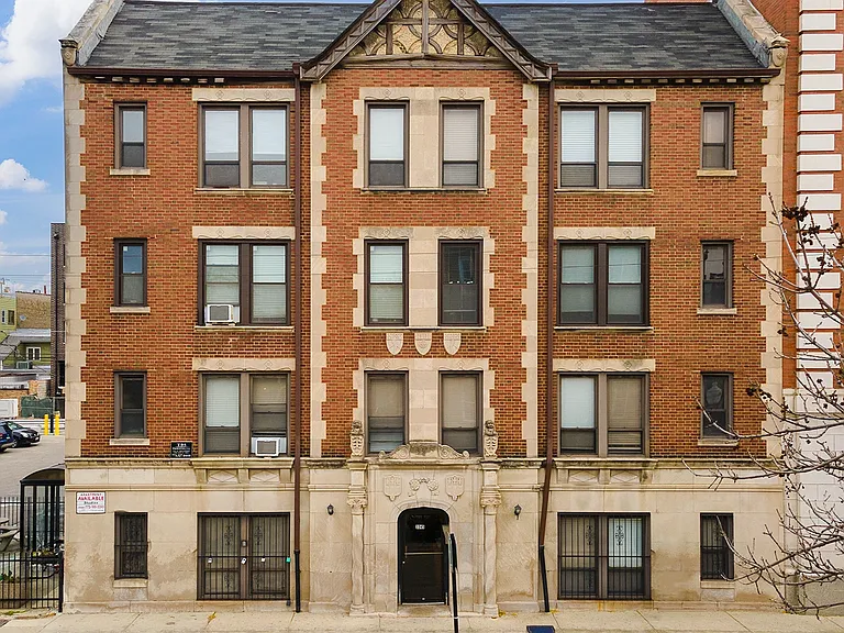 3345 N Marshfield Ave #307 — Photo 11
