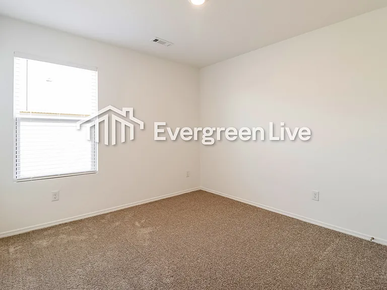 185 Sarah Alyse Ln — Photo 13