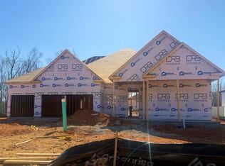 7290 Fairlawn Dr, Fairview, TN 37062