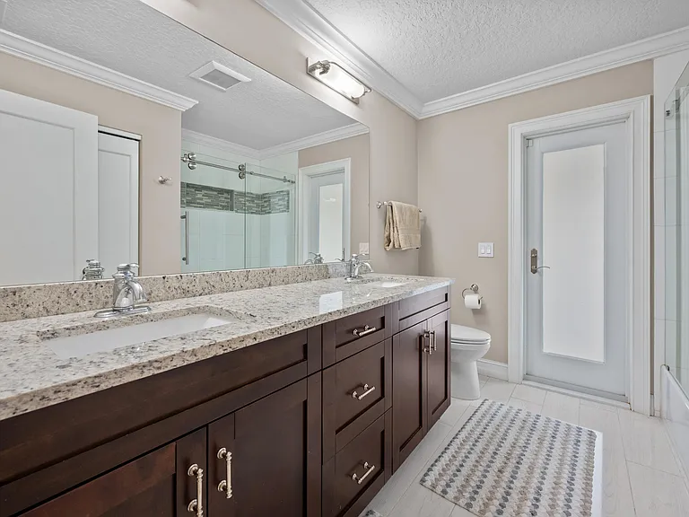 13741 Sheffield St — Photo 22