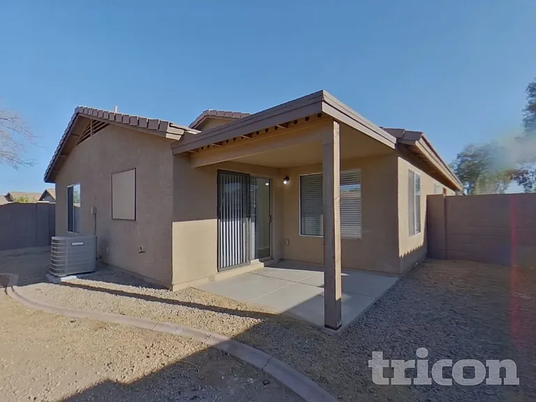 42309 W Desert Fairways Dr — Photo 14
