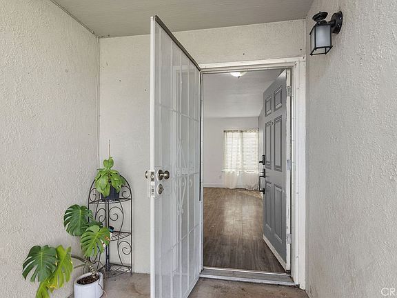 5th image of 1100 Mathia Dr