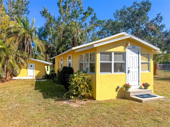630 Church St, Nokomis, FL 34275