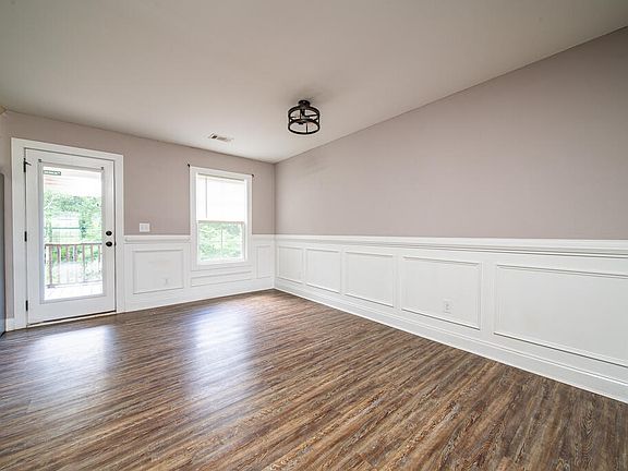 5th image of 250 Lee Road 2207
