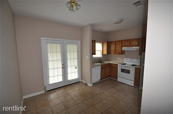 Kitchen (Large)
