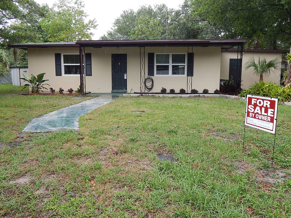 1st image of 4413 Crestwood Dr N