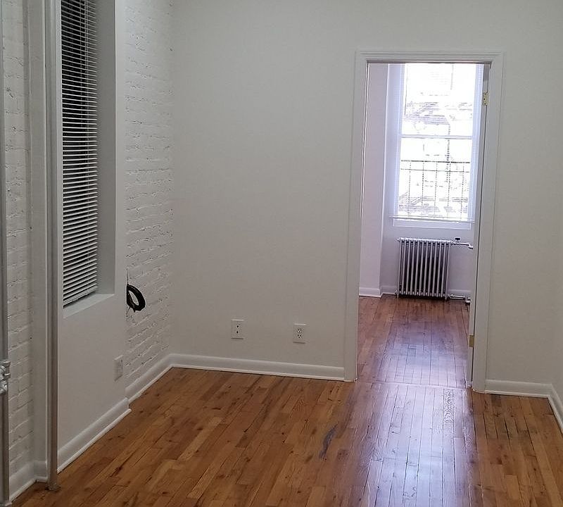 1st image of 50 Carmine St APT 8