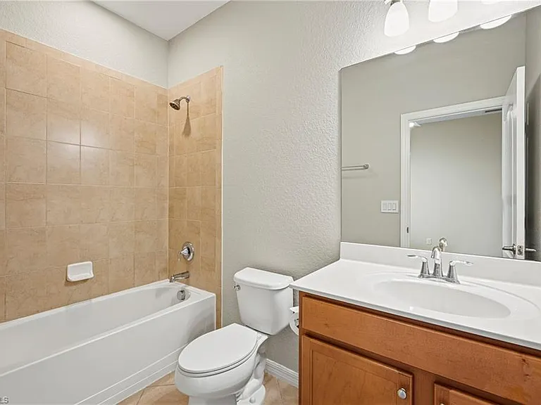 13566 Messino Ct — Photo 18