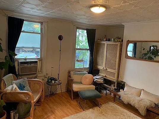 1st image of 162 Metropolitan Ave #1